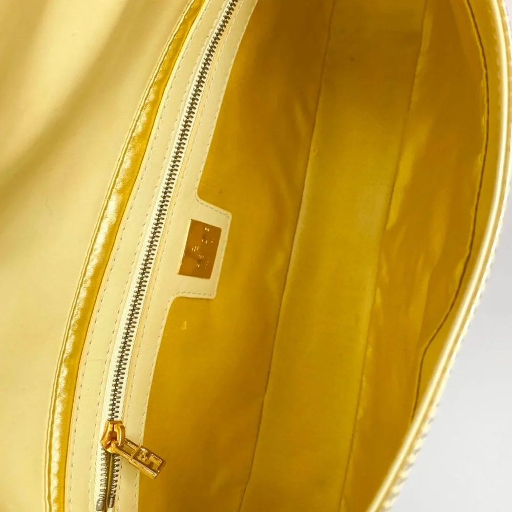 Auth RARE Fendi Metallic Gold Baguette LIMITED EDITION vintage Shoulder Bag - Picture 2 of 10